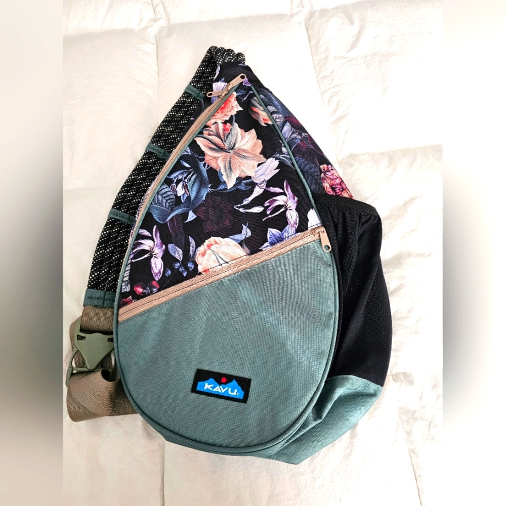 Kavu Payton Sling Bag